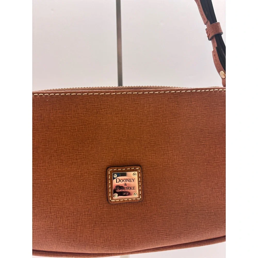 Dooney‎ & Bourke Saffiano Leather Baguette Shoulder Bag Brown Caramel Small